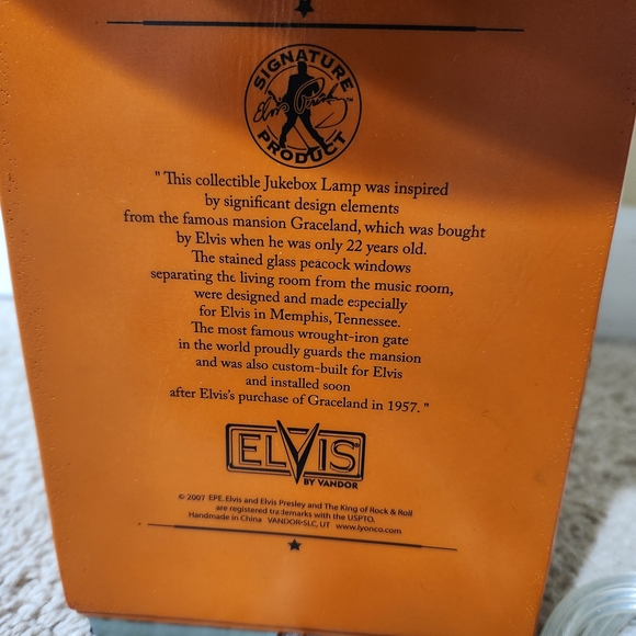 Elvis Presley Jukebox Lamp with Yellow Shade - Picture 4 of 4